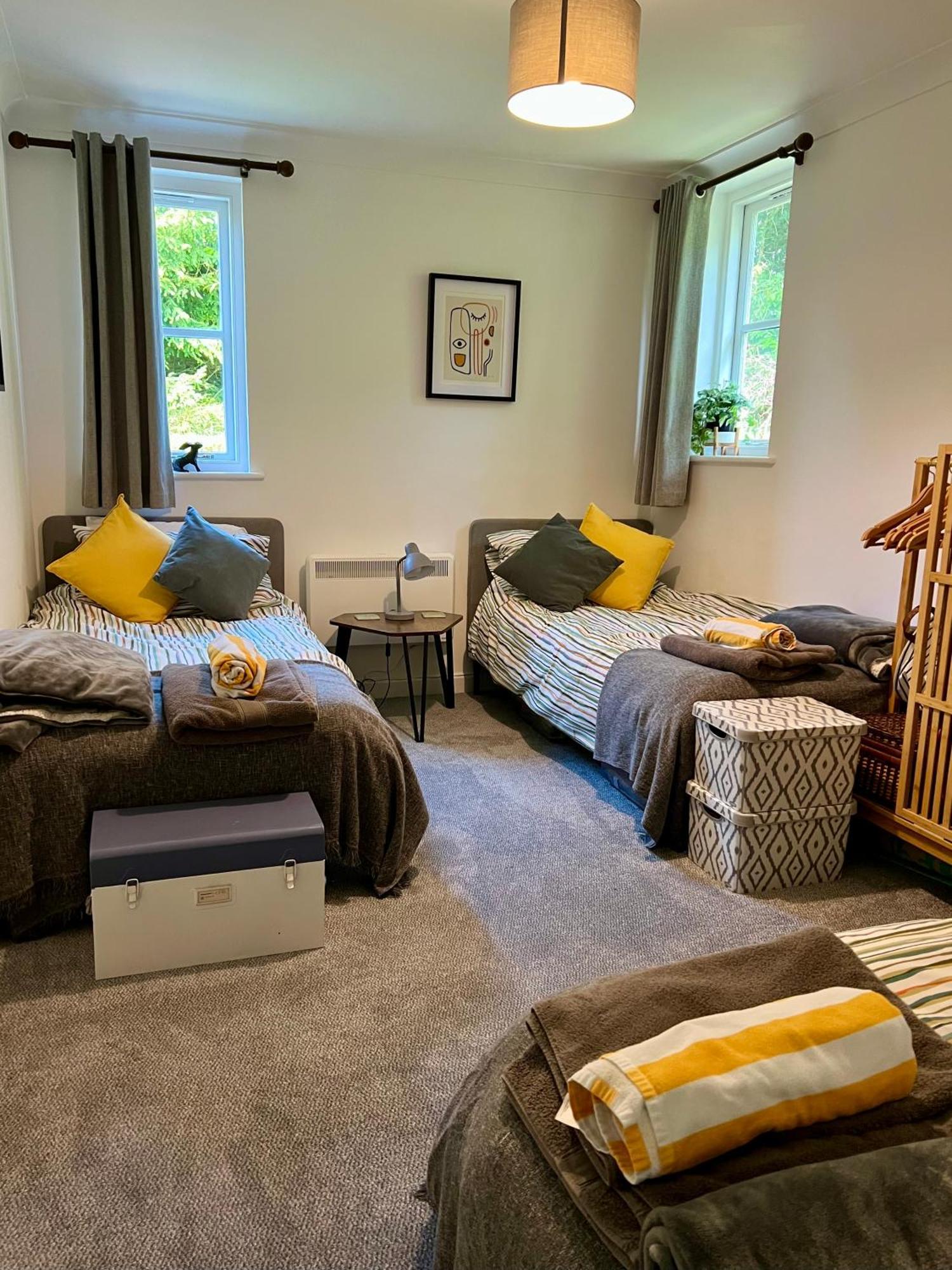 Hollyhocks Holiday Home- 2 Bedroomed Ground Floor Apartment Sleeps 5 Ivybridge Exterior foto